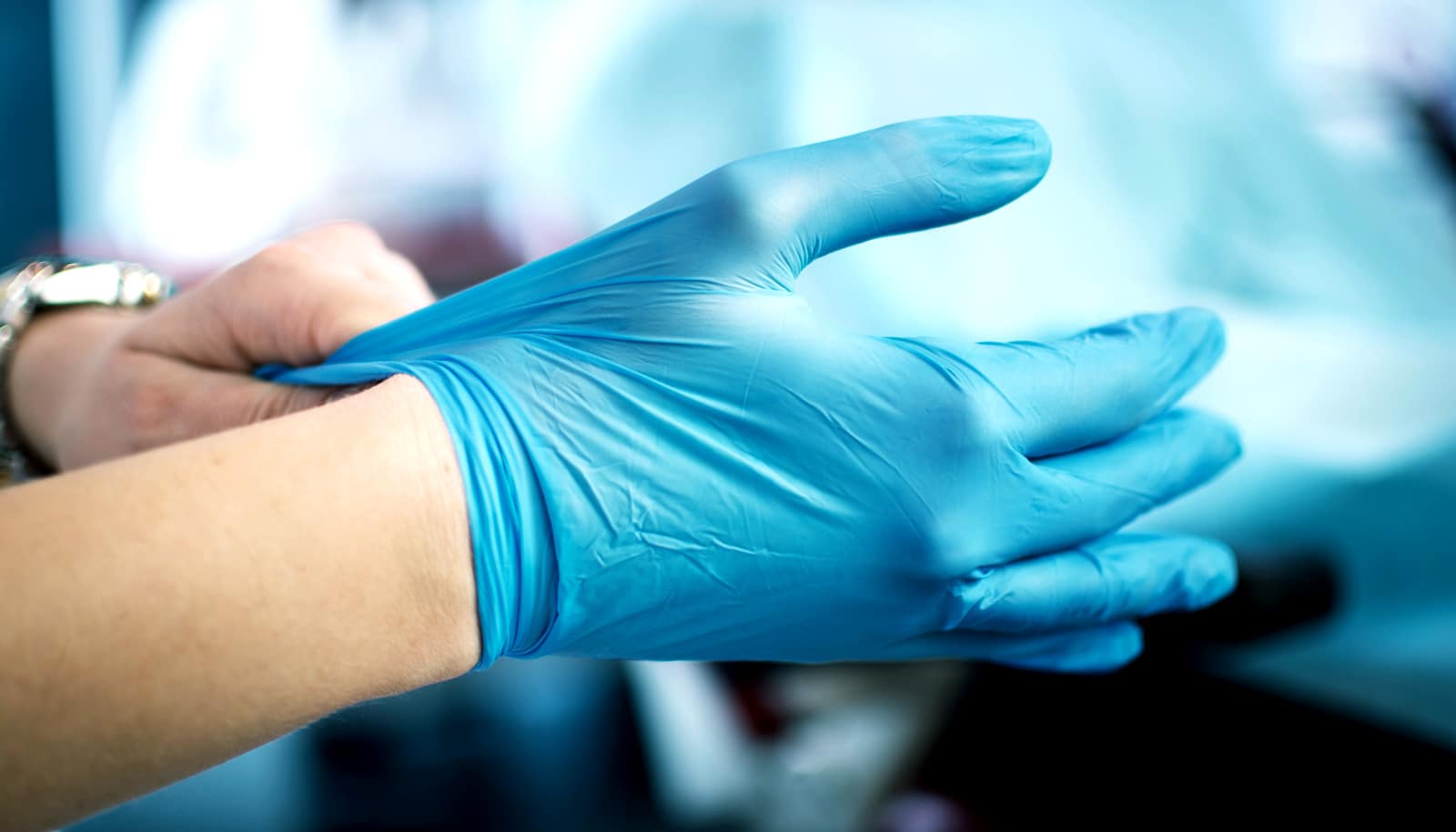 Are Yearly TB Tests Too Much For Health Workers Futurity   Blue Glove 1600 