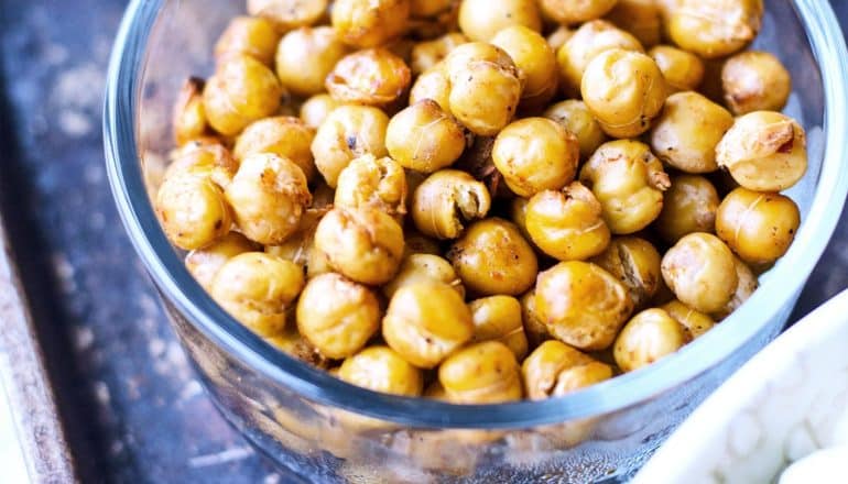 A bowl of seasoned chickpeas