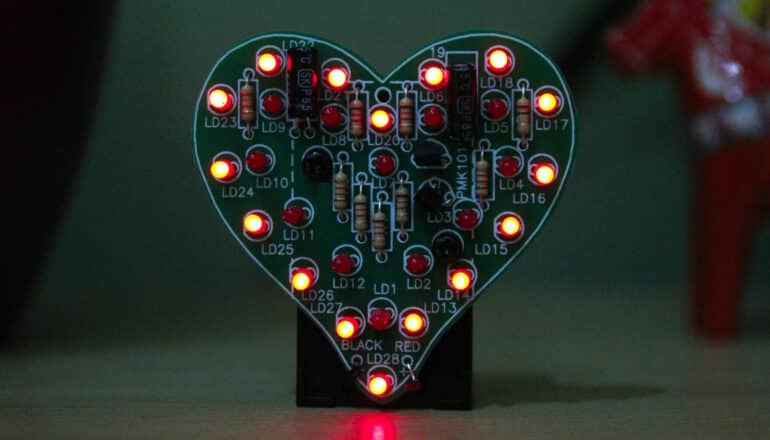 led lights in heart shape