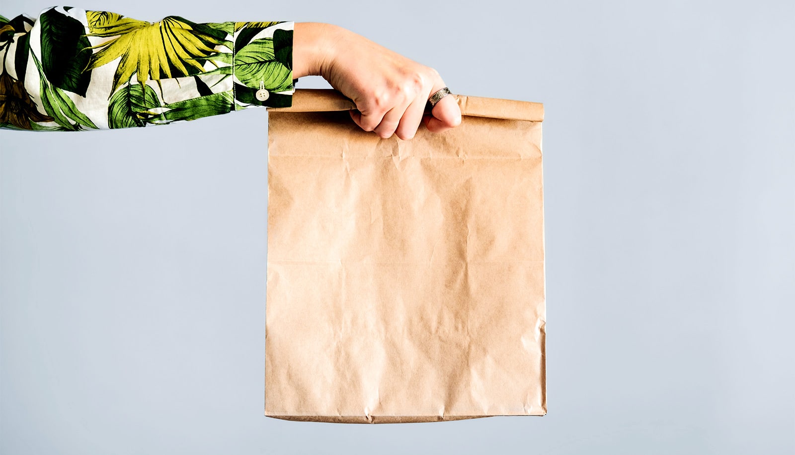 This cheap, strong paper bag can be reused, then turned into biofuel